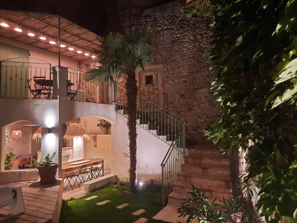 Drome Provencale Maison Familiale Calme Dans Village Valréas Kültér fotó