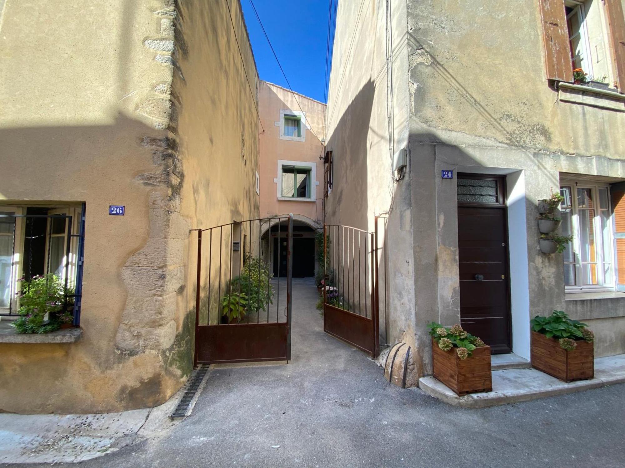 Drome Provencale Maison Familiale Calme Dans Village Valréas Kültér fotó